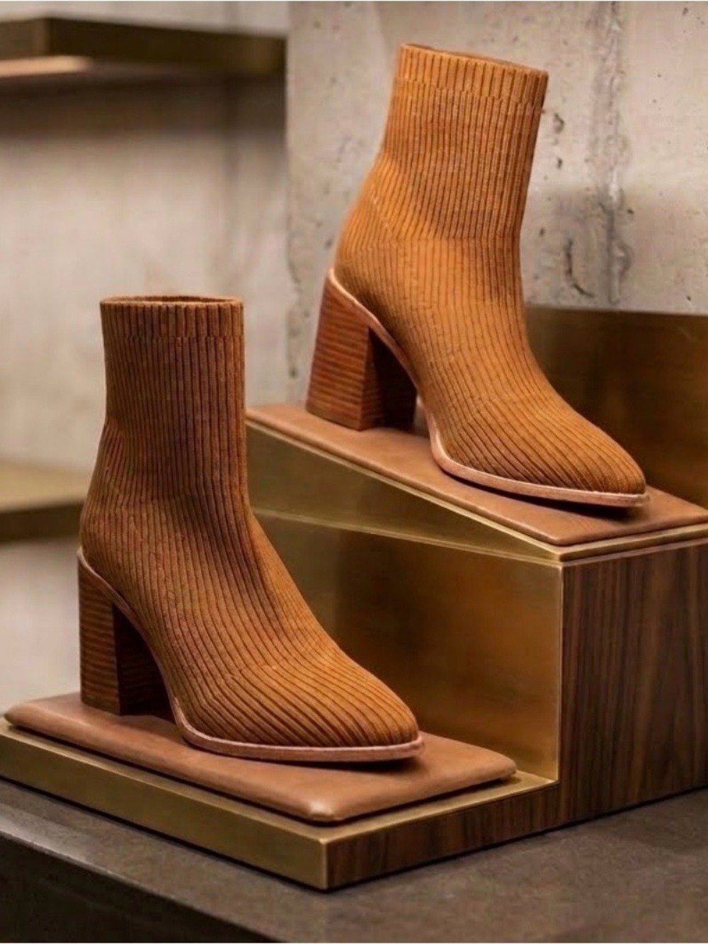Steve Madden Cognac Nixie Ribbed Sock Ankle Bootie w/Stacked Block Heel-Sz 8.